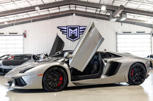 
           
        2014 Lamborghini Aventador