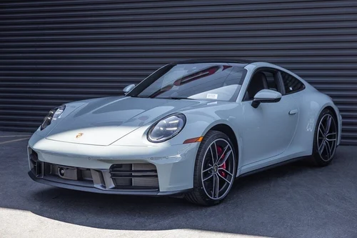 
           New 
        2025 Porsche 911 Carrera S