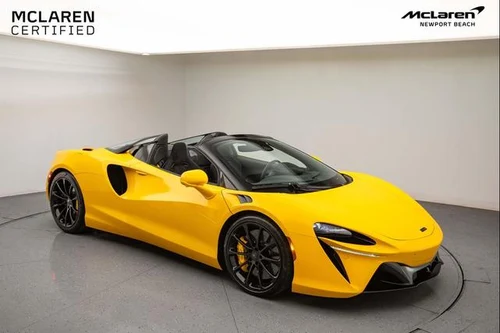 
           
        2025 McLaren Artura Base