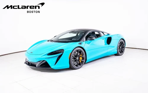 
           
        2023 McLaren Artura