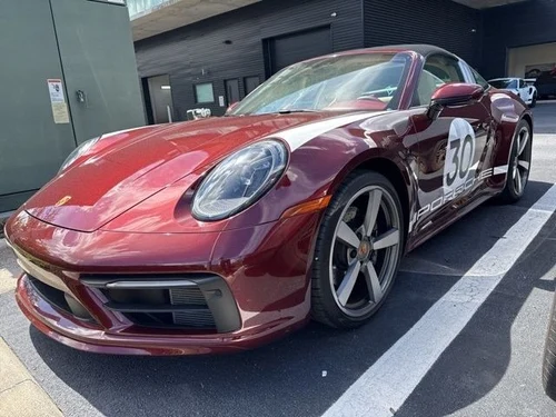 
           
        2021 Porsche 911 Targa 4S
