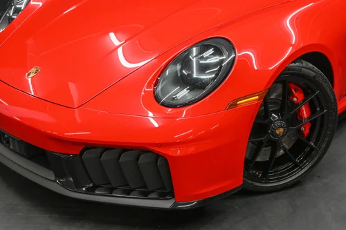 2025 Porsche 911 Carrera 4 GTS