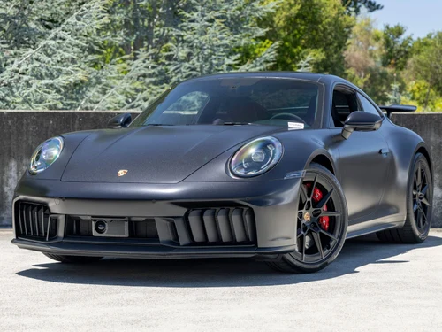 
           
        2026 Porsche 911 Carrera GTS