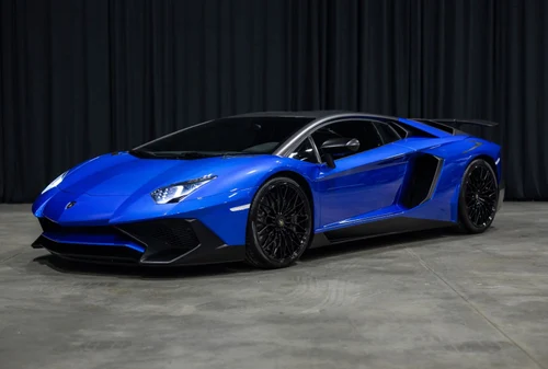 
           
        2017 Lamborghini Aventador SV