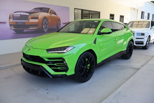 
           
        2022 Lamborghini Urus