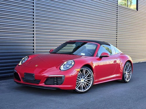 
           
        2019 Porsche 911 Targa 4