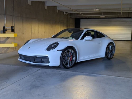 2022 Porsche 911 Carrera 4 GTS