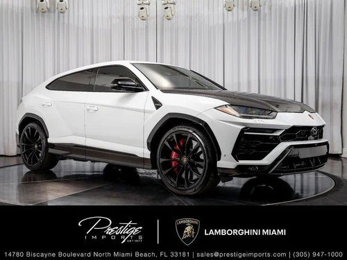 
           
        2022 Lamborghini Urus Graphite Capsule