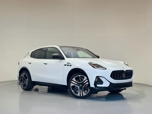 
           New 
        2025 Maserati Grecale Folgore