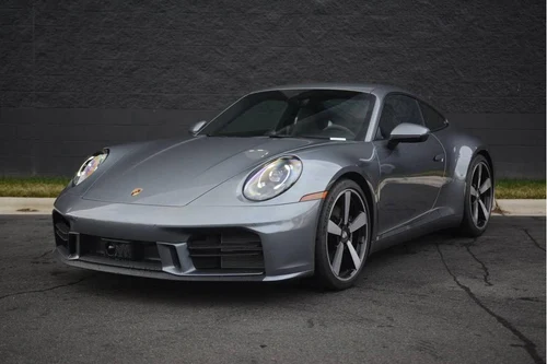 
           
        2025 Porsche 911
