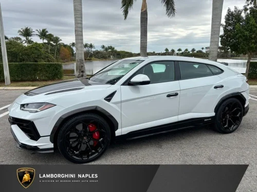 
           
        2024 Lamborghini Urus Performante