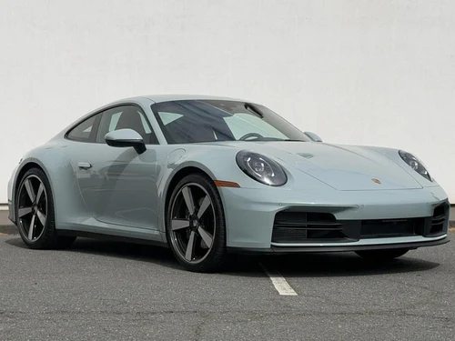 
           
        2025 Porsche 911 Carrera