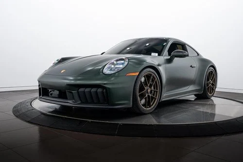 
           
        2026 Porsche 911 Carrera GTS