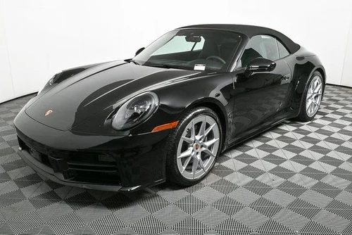 
           
        2025 Porsche 911 RWD