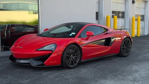 
           
        2017 McLaren 570GT