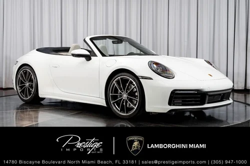 
           
        2021 Porsche 911 Carrera