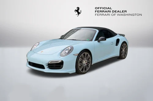 
           
        2015 Porsche 911
