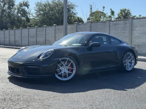 
           
        2024 Porsche 911 Carrera 4S
