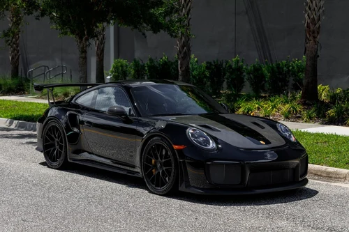 
           
        2018 Porsche 911