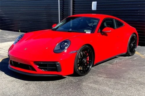 
           
        2024 Porsche 911 Carrera GTS