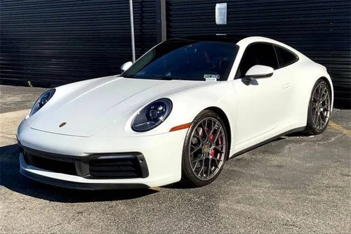 
           
        2020 Porsche 911
