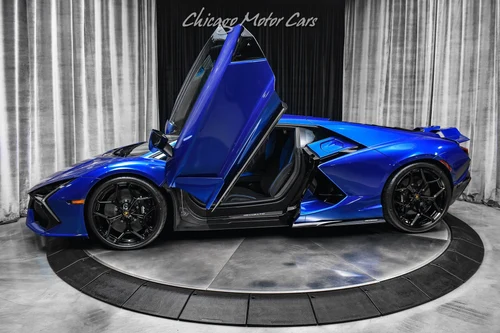 
           
        2025 Lamborghini Revuelto