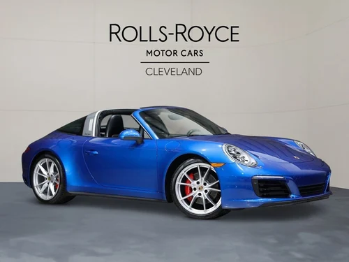 
           
        2017 Porsche 911