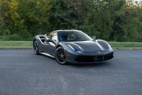 
           
        2016 Ferrari 488 GTB Base