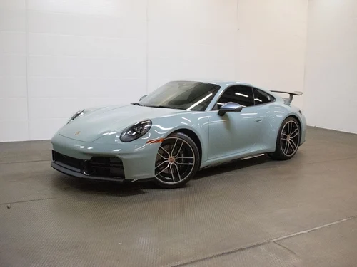 
           
        2025 Porsche 911 Carrera T