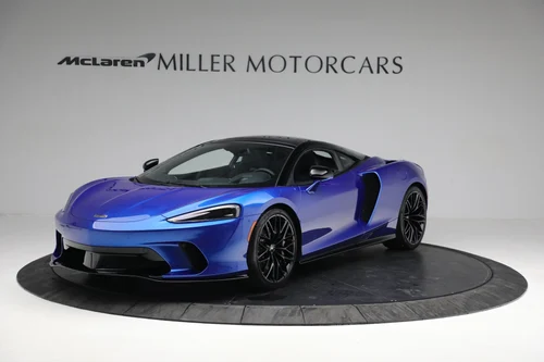 
           New 
        2023 McLaren GT Luxe