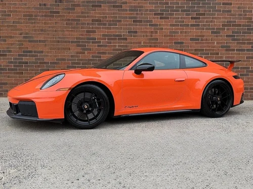 
           
        2025 Porsche 911 Carrera GTS