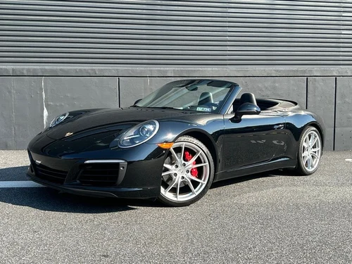 2018 Porsche 911 Carrera