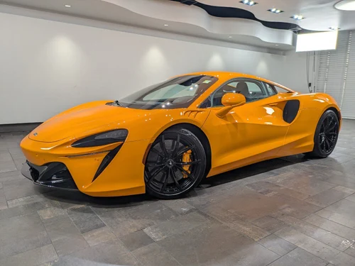 
           
        2023 McLaren ARTURA TECHLUX