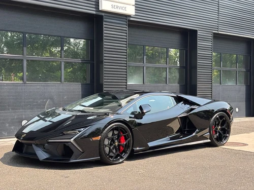 
           New 
        2026 Lamborghini Revuelto