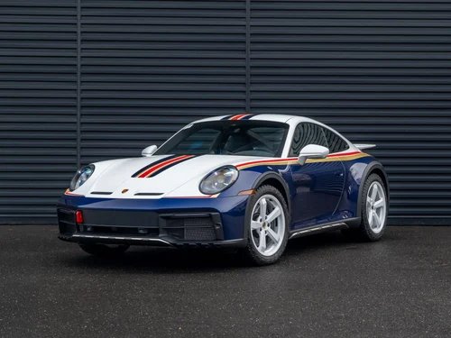 
           
        2024 Porsche 911 Dakar