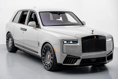 
           
        2027 Rolls-Royce Cullinan Base