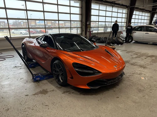 
           
        2020 McLaren 720S