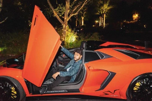 
           
        2016 Lamborghini Aventador LP750-4 SuperVeloce