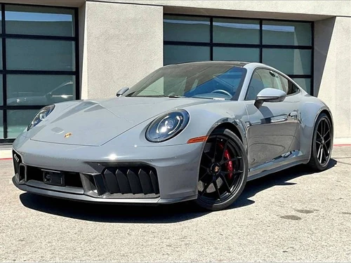 
           
        2024 Porsche 911 Carrera GTS
