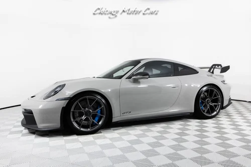 
           
        2022 Porsche 911
