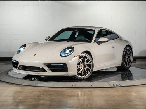 
           
        2024 Porsche 911 Carrera