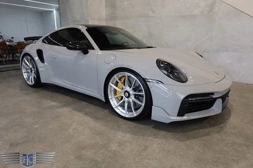 
           
        2022 Porsche 911