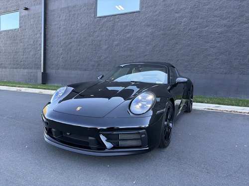 
           
        2024 Porsche 911