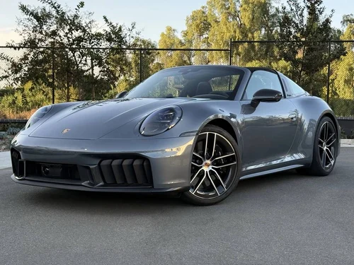 2025 Porsche 911 Targa 4 GTS