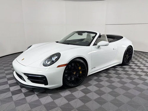 
           
        2022 Porsche 911 Carrera 4 GTS