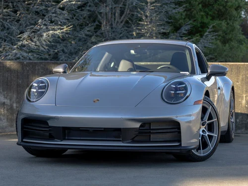 
           
        2025 Porsche 911 Carrera T