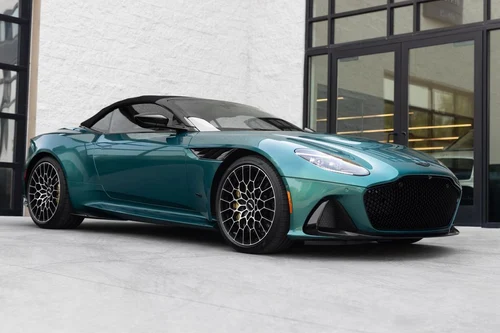 
           
        2023 Aston Martin DBS Volante