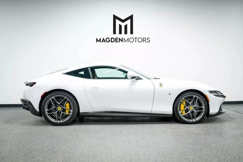 
           
        2022 Ferrari ROMA