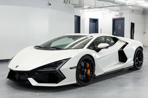 
           New 
        2026 Lamborghini Revuelto