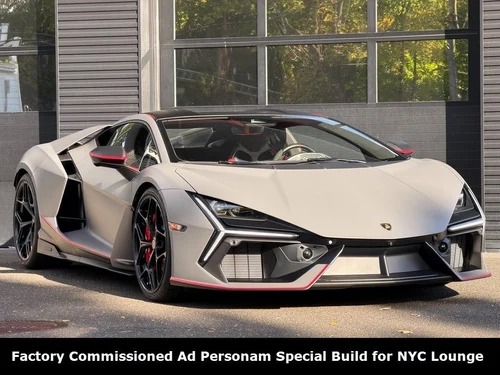 
           
        2024 Lamborghini Revuelto Base